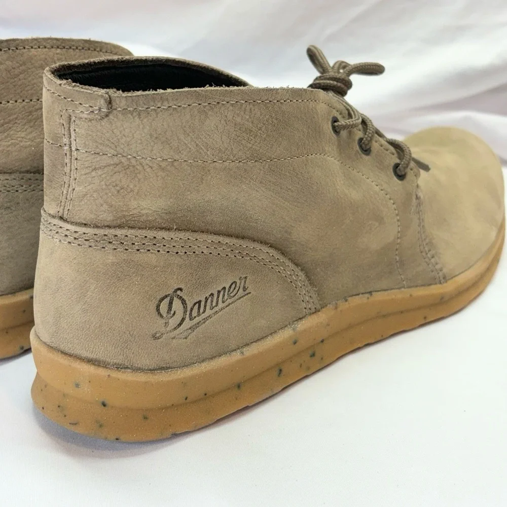 Danner Chukka Boots Men's US 9 D Forest Timberwolf Leather Lightweight Outdoor